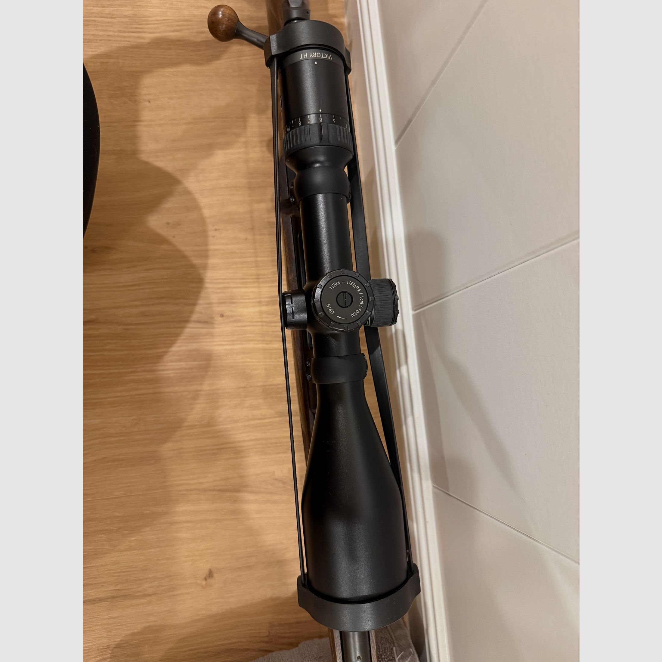 Sauer 101 Artemis .308 Win, mit Zielfernrohr Zeiss Victory HT 3-12x56, Schalldämpfer A-TEC 119 HERTZ