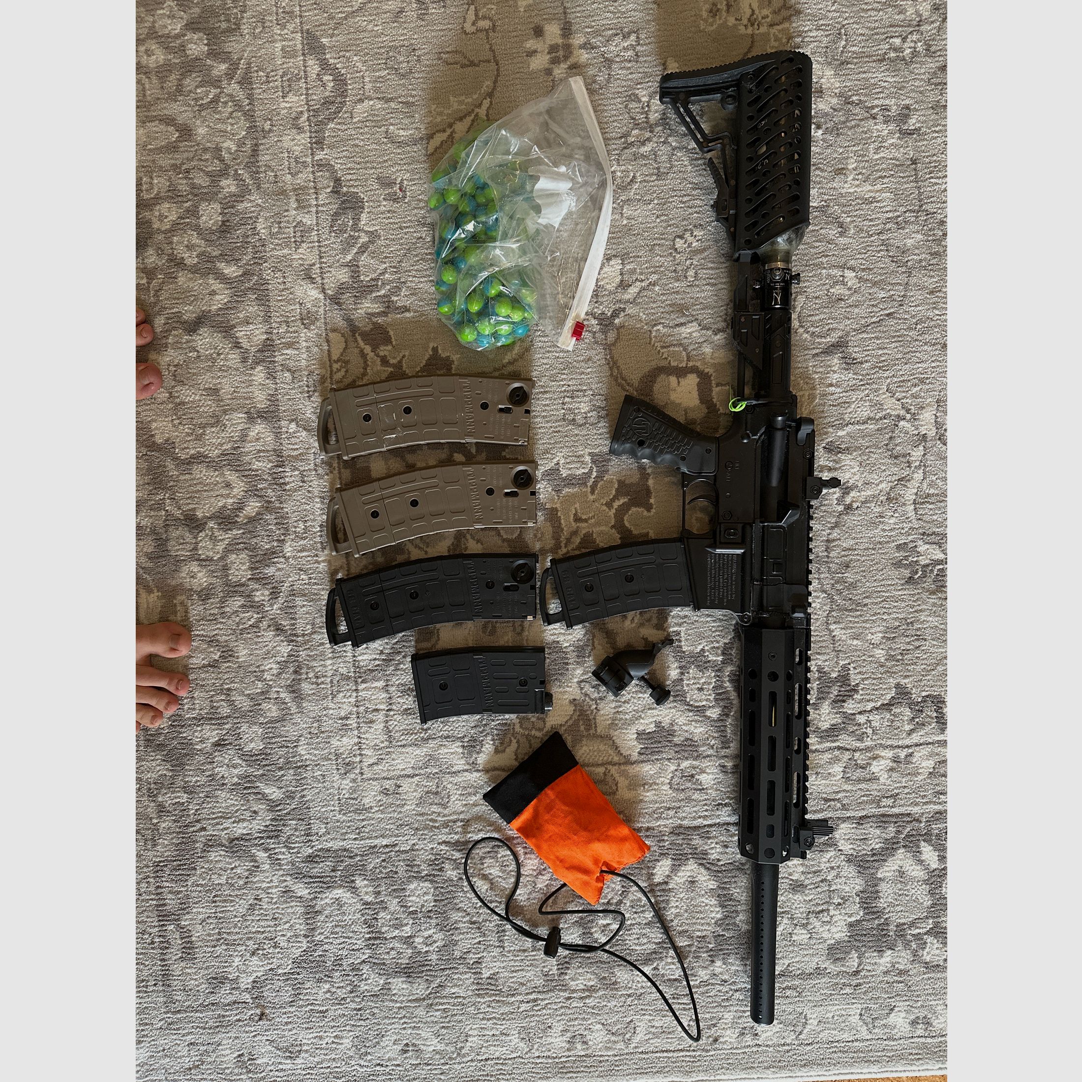 Tippmann M4 Carabine Paintball Markierer inkl. Zubehör