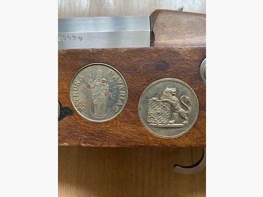 <Vendre des pétards, calibre 18,0 mm, de Hermann Schillinger