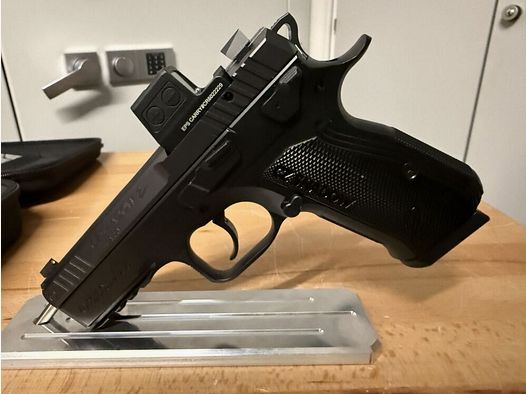 CZ Uhersky Brod CZ Shadow Carry 9mm Luger
