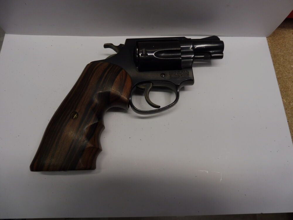 Smith & Wesson	 Mod 36 Bj 73 , 1 7/8 " Lauf