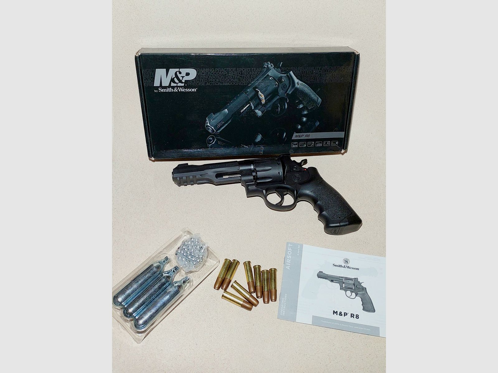 Smith & Wesson M&P R8 Co2 Revolver Schwarz 6mm BB (P18)