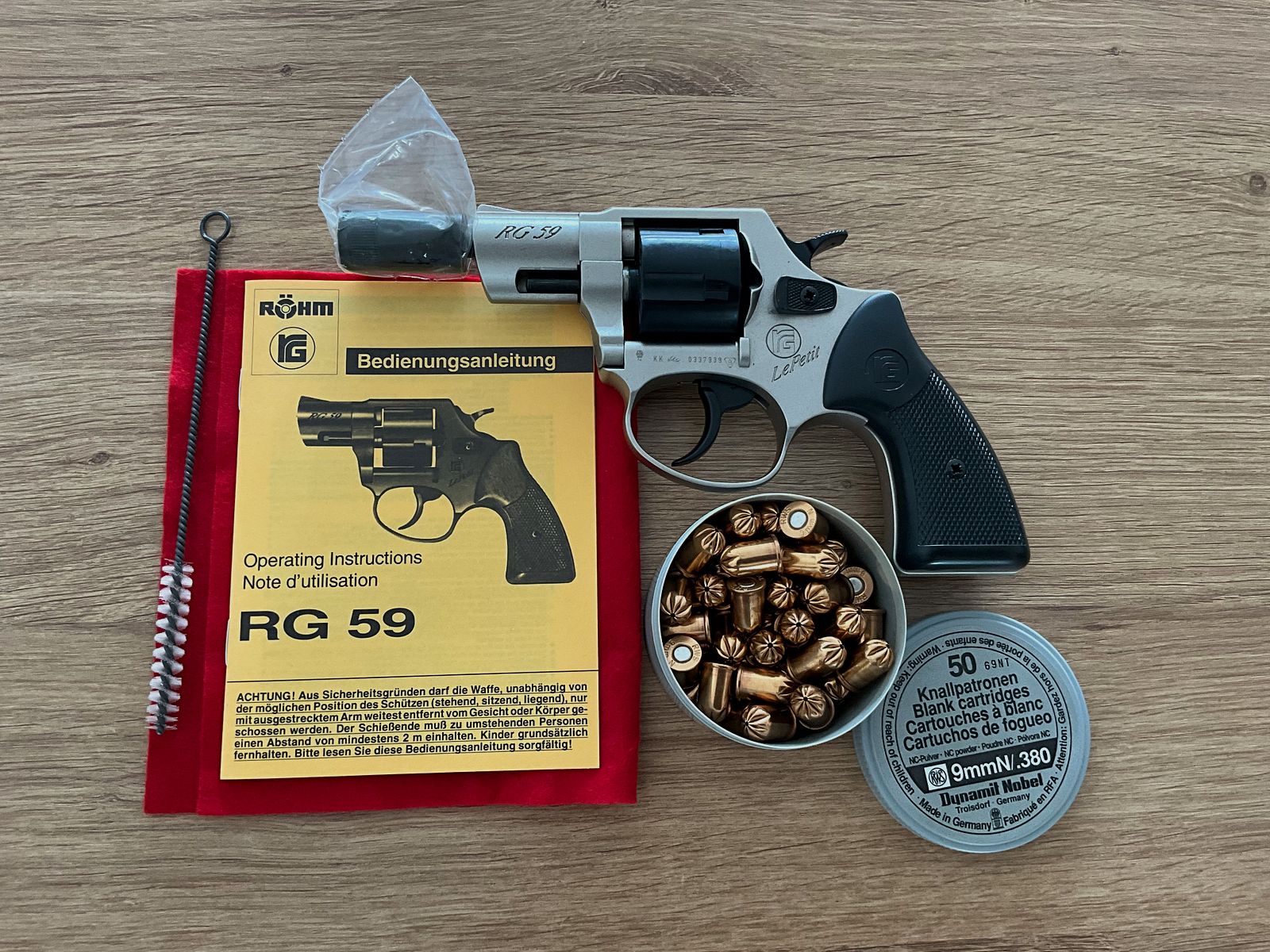 Signal revolver RG 59 Le Petit 9mm