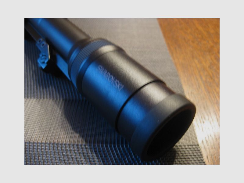 FAST NEUWERTIGES Swarovski Habicht 2,5-10x56 Schiene und EAW(?)-Schwenkmontage sowie Absehen-4 ! KEIN ZEISS-Blaser-Sauer-Mauser-Kahles Z4-Z6-Z8