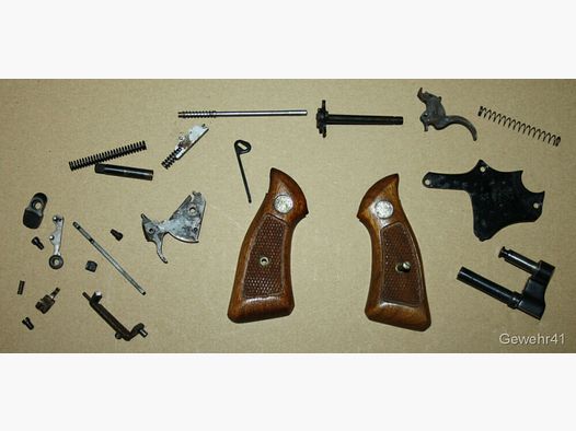 Smith & Wesson 36