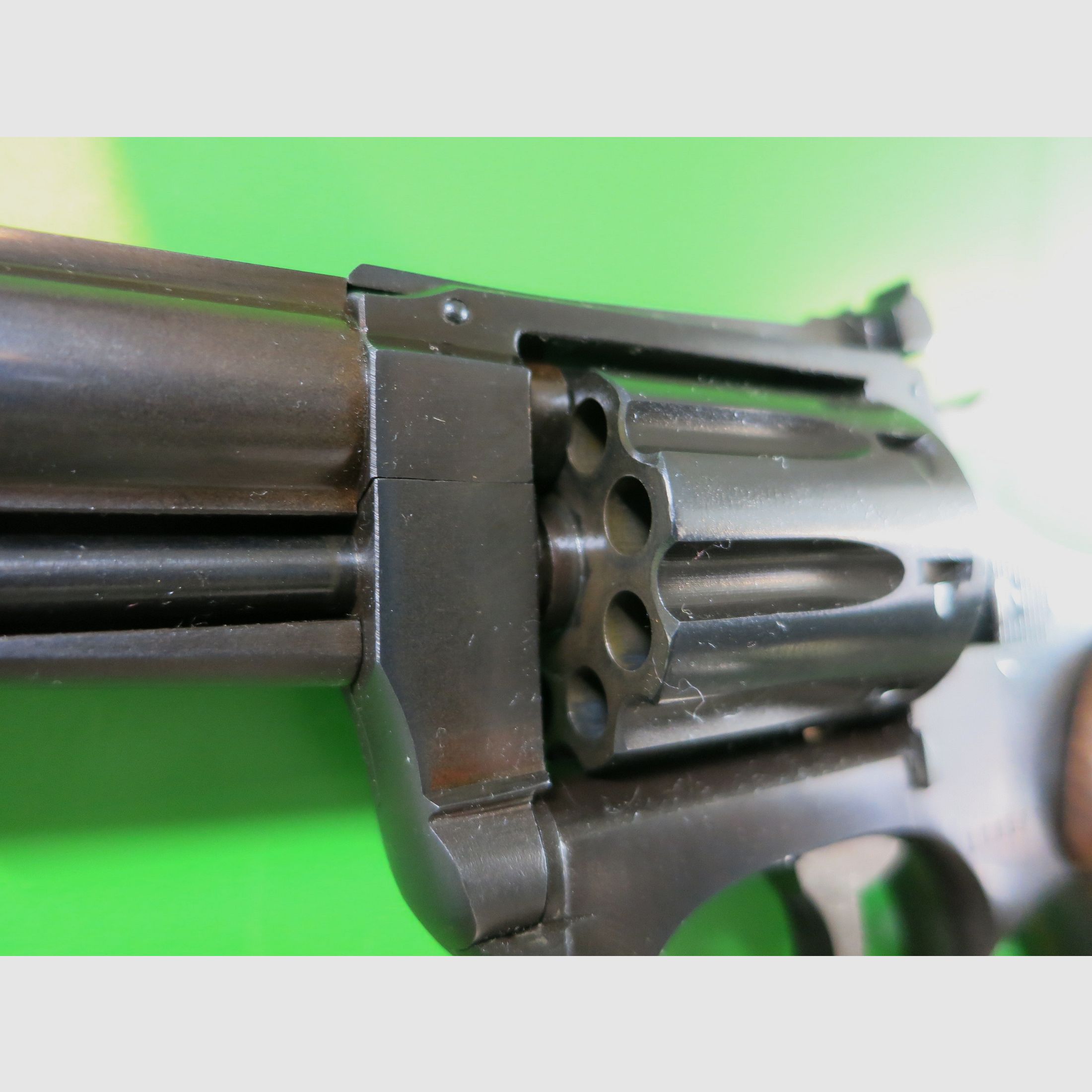 Astra Cadix, .22lr, 4" sport revolver     #45-