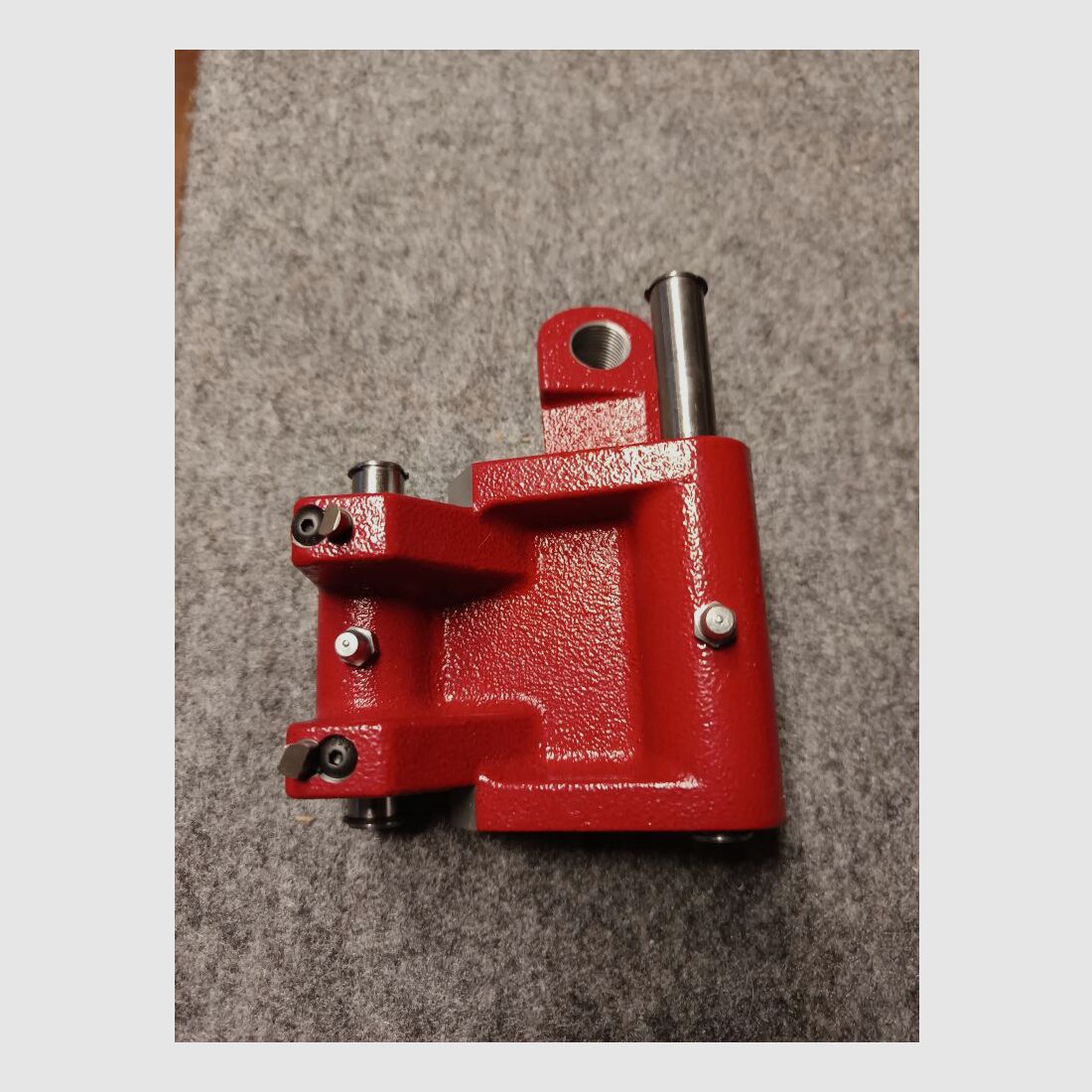 Hornady Lock& Load AP Toggle