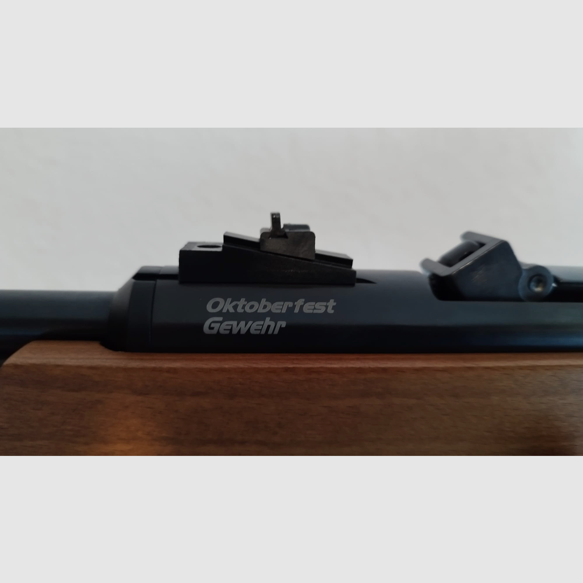 Diana Oktoberfest Luftgewehr 4,4mm BB mit Zubehör