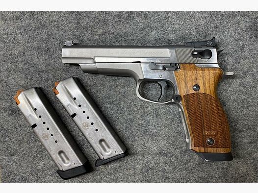 Smith & Wesson Target Champion 9mmLuger