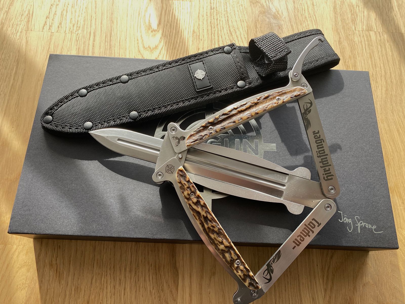 Hirschfänger di Jörg Sprave/ GoGun