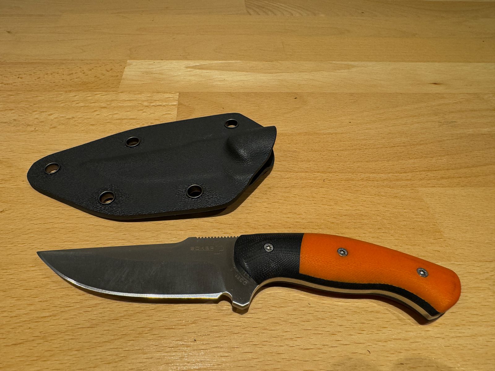 Coltello da caccia Böker Cronos