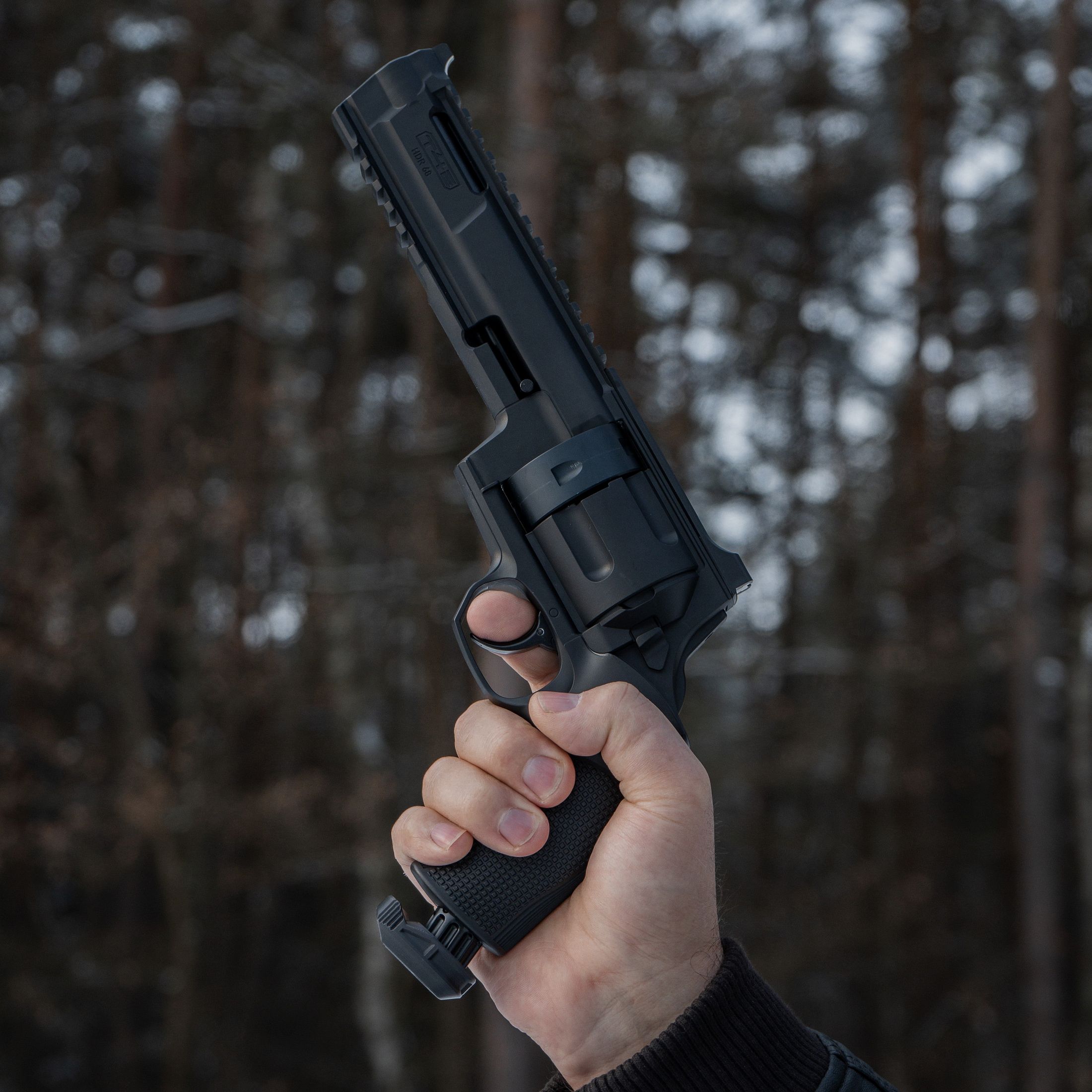 PUNCH BUTTON | Universal | HDR68 | BLACK | Cal.68