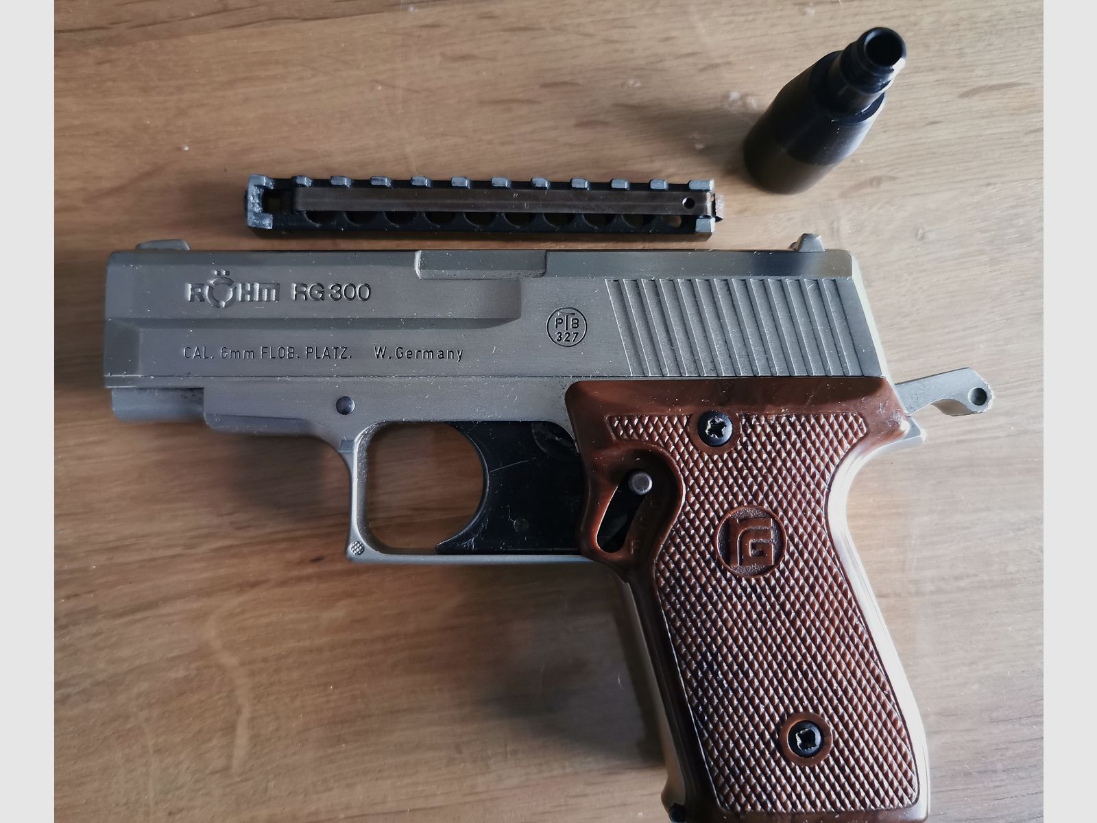 Röhm RG300 Nickel (Silver) with PTB free from 18 years