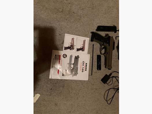 Cm 126 airsoft pistol with accessories