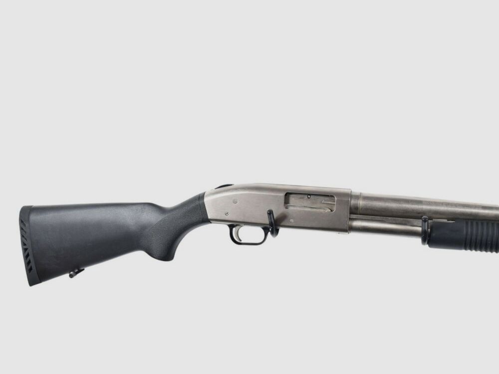 Mossberg 590 Mariner