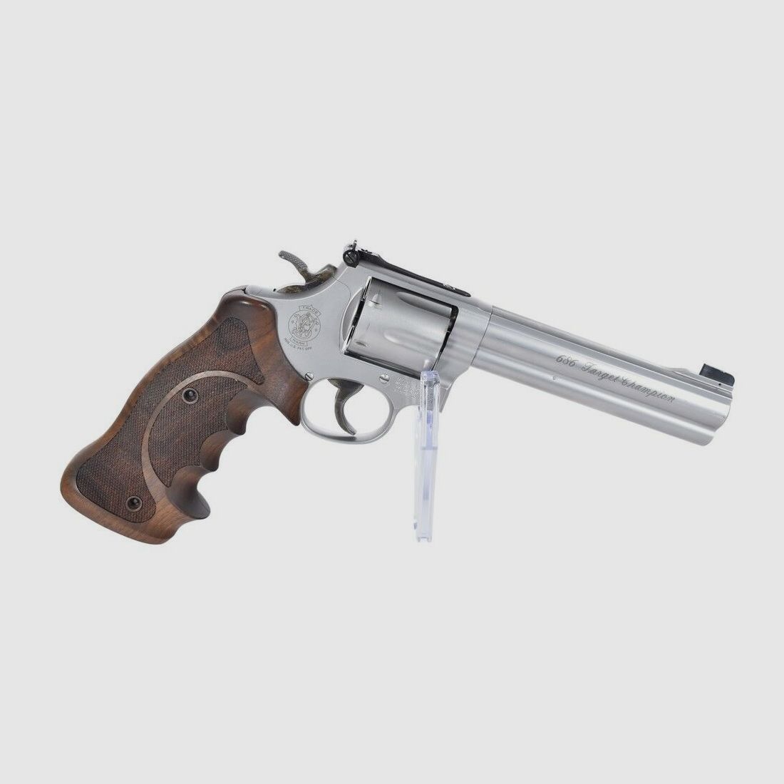 Smith & Wesson	 686 Target Champion