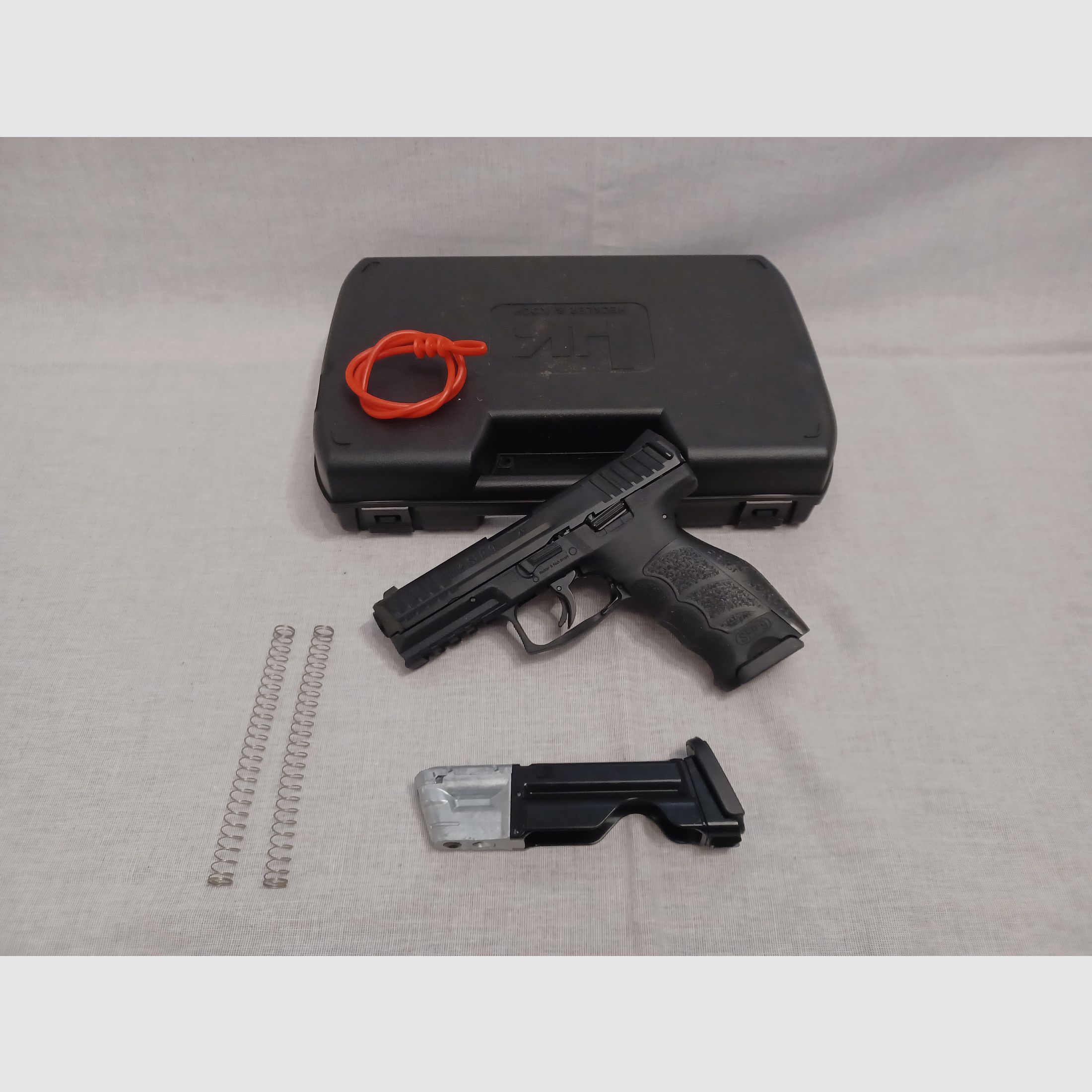 Heckler & Koch SFP9 / .43 / RAM / Pistole / OVP (171)
