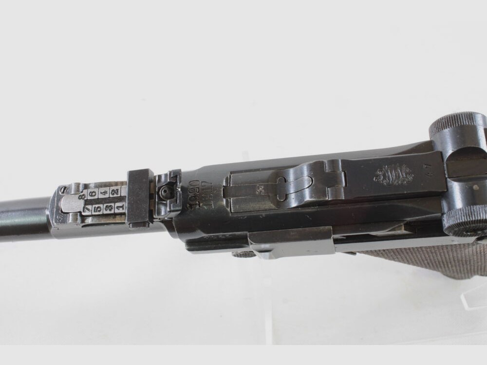 DWM - Fábrica Alemana de Armas y Municiones Mauser P08 "Ari-Luger" pistola semiautomática - 9mm Luger