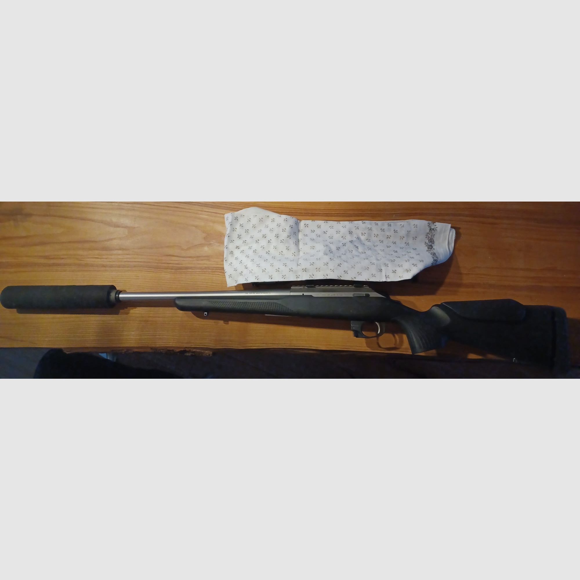 Tikka T3x CTR Edelstahl .Vixen 2.5-10x56 4A Leuchtpunkt Zielfernrohr; u. Schalli