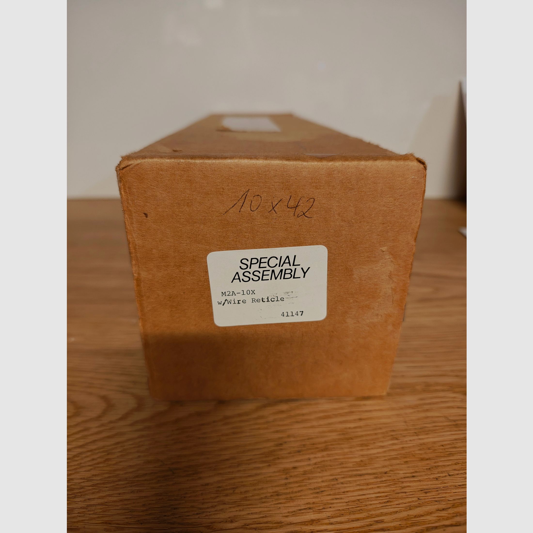 Leupold M2a Ultra 10x42 con caja y documentos originales