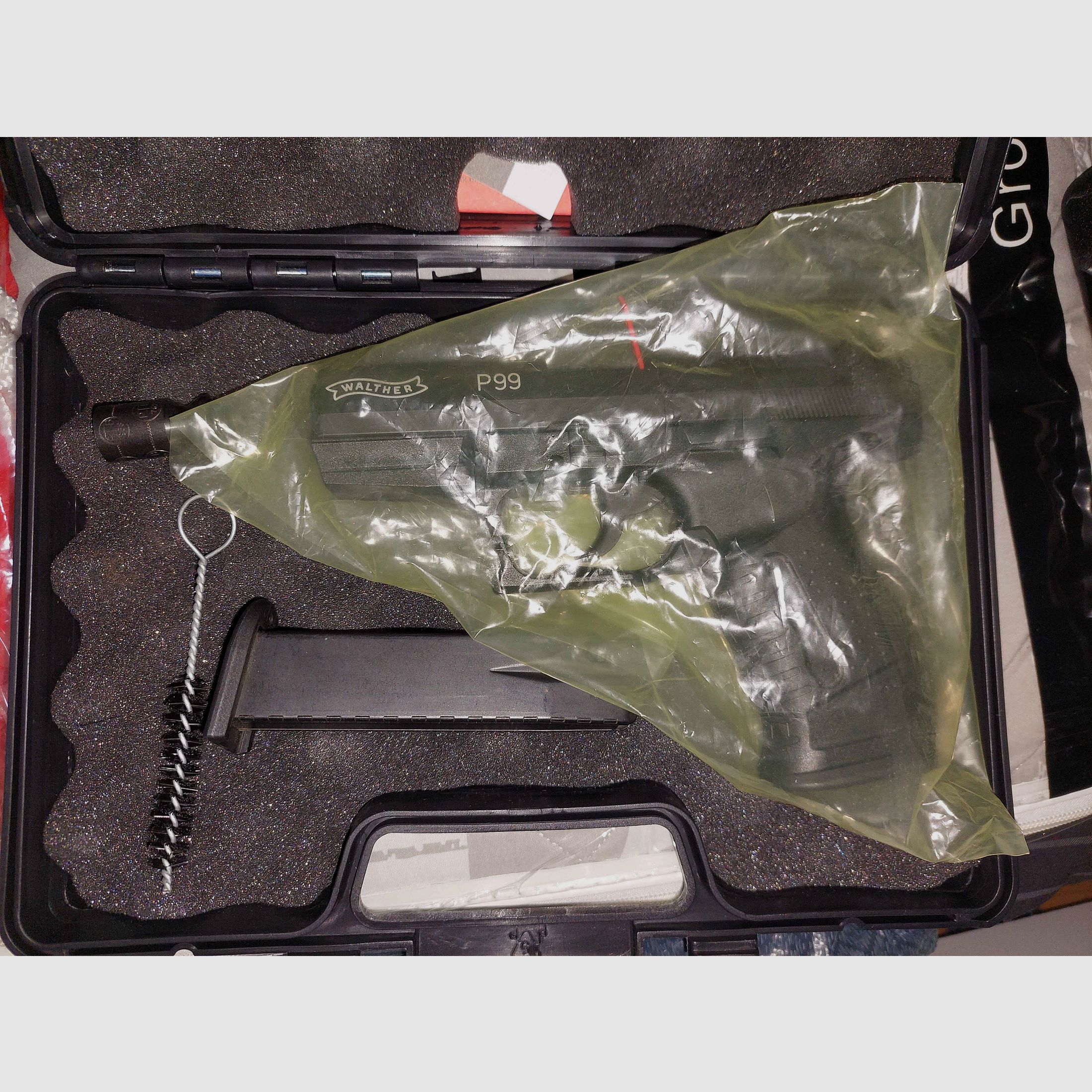 Walther P99 | 9 mm P.A.K. (+ Extra Magazin)