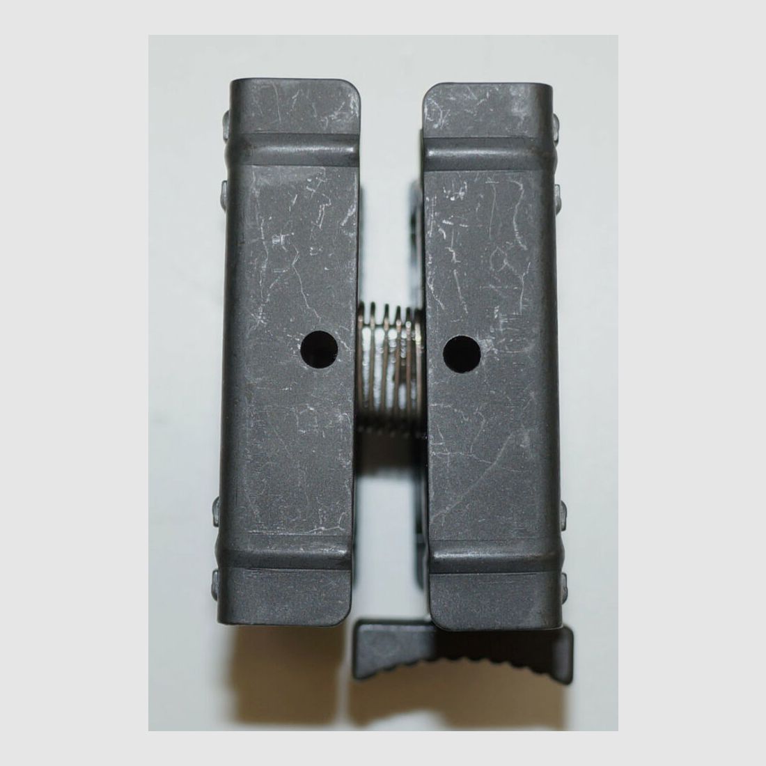 Heckler & Koch magazine clamp, HK MP5; HK SP5; SAR M41/05 and similar models, new, original Heckler & Koch manufacturing