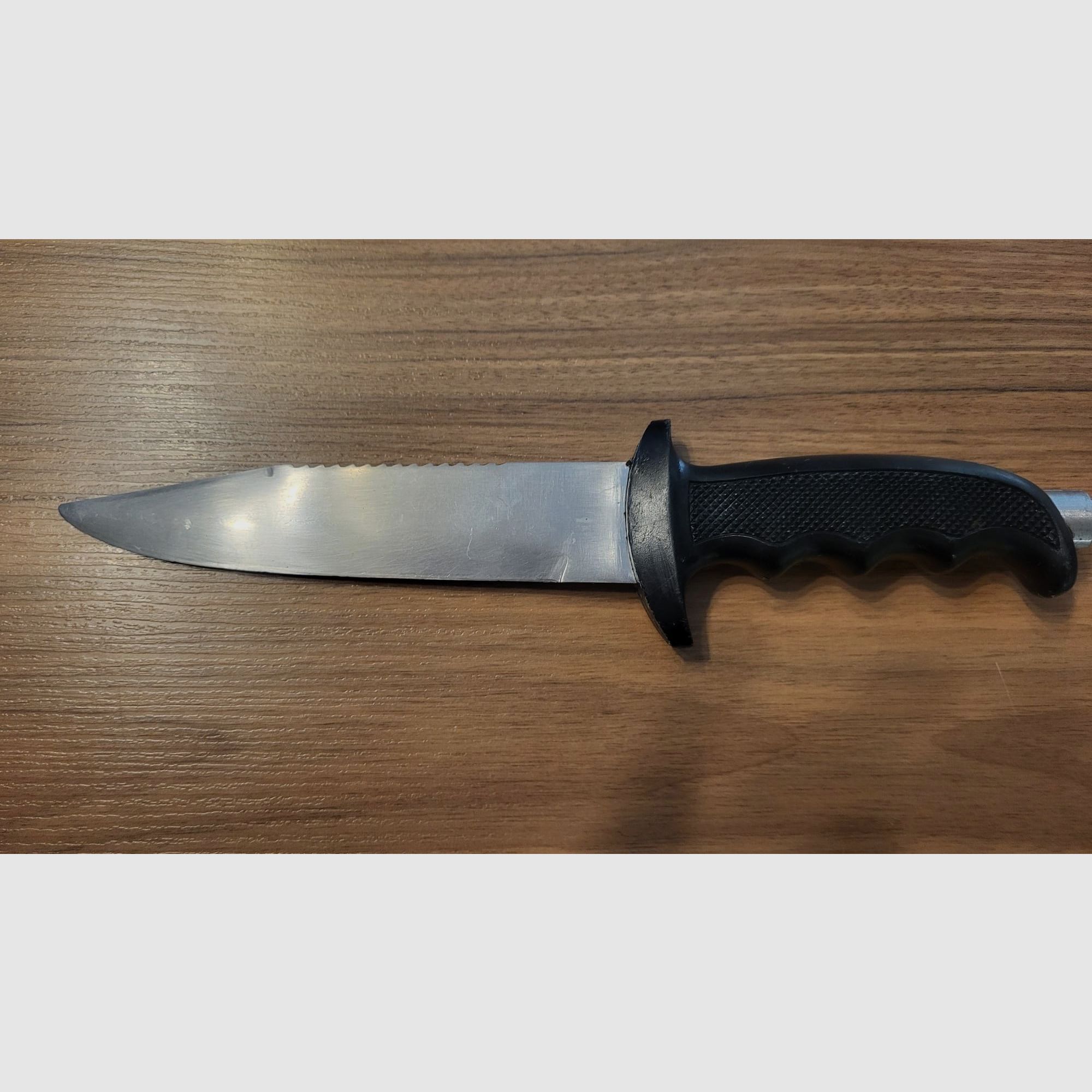 Outdoor-/Jagdmesser mit Kunststoffgriff – feststehende Klinge