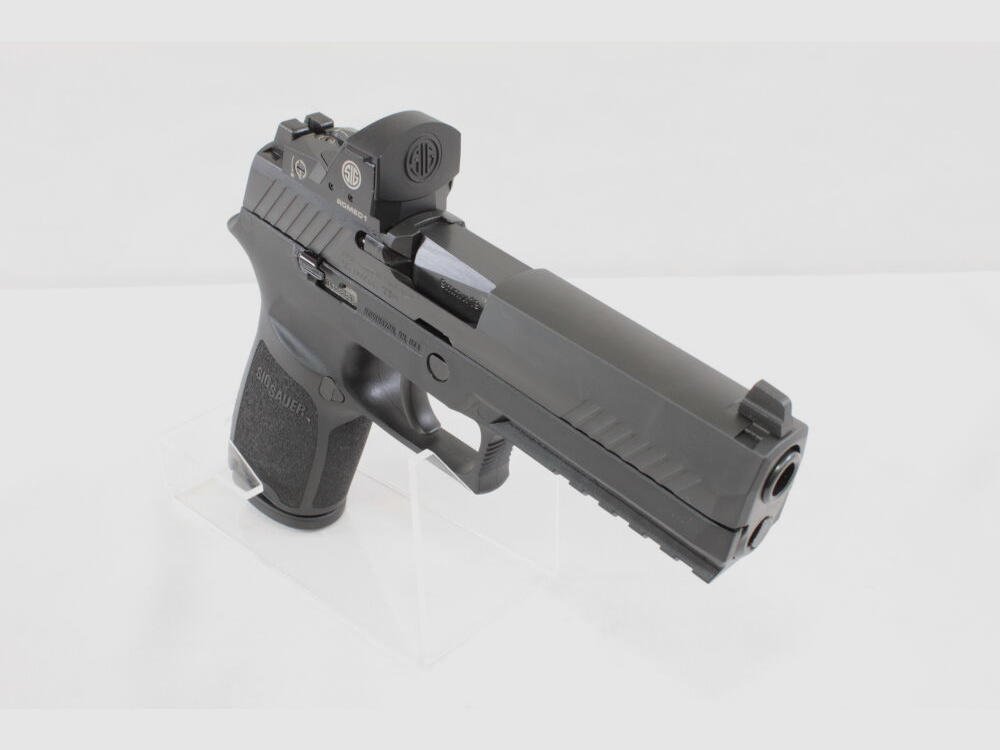 Sig Sauer P320 Fullsize Optic Ready with Red Dot Sight Romeo 1