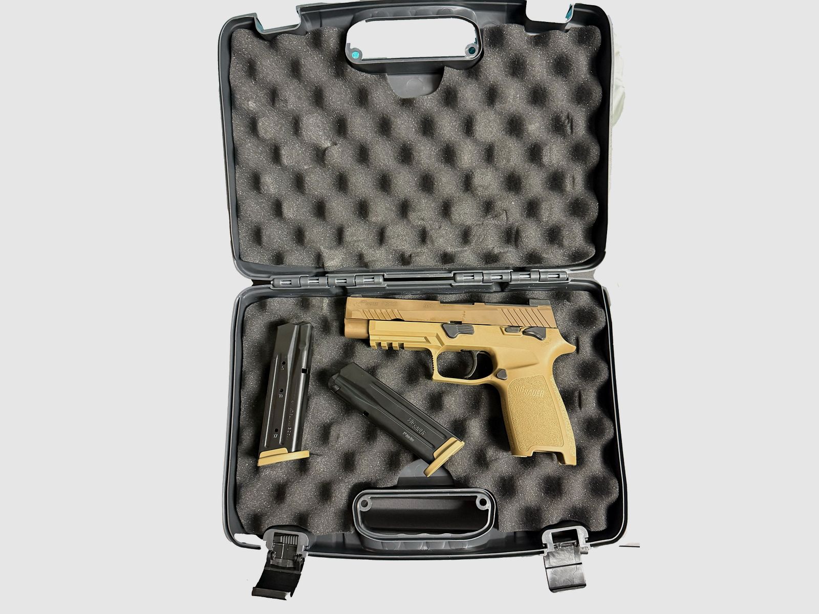 Sig Sauer P320 m17 Less than 200 shots including bag and case as well as holster