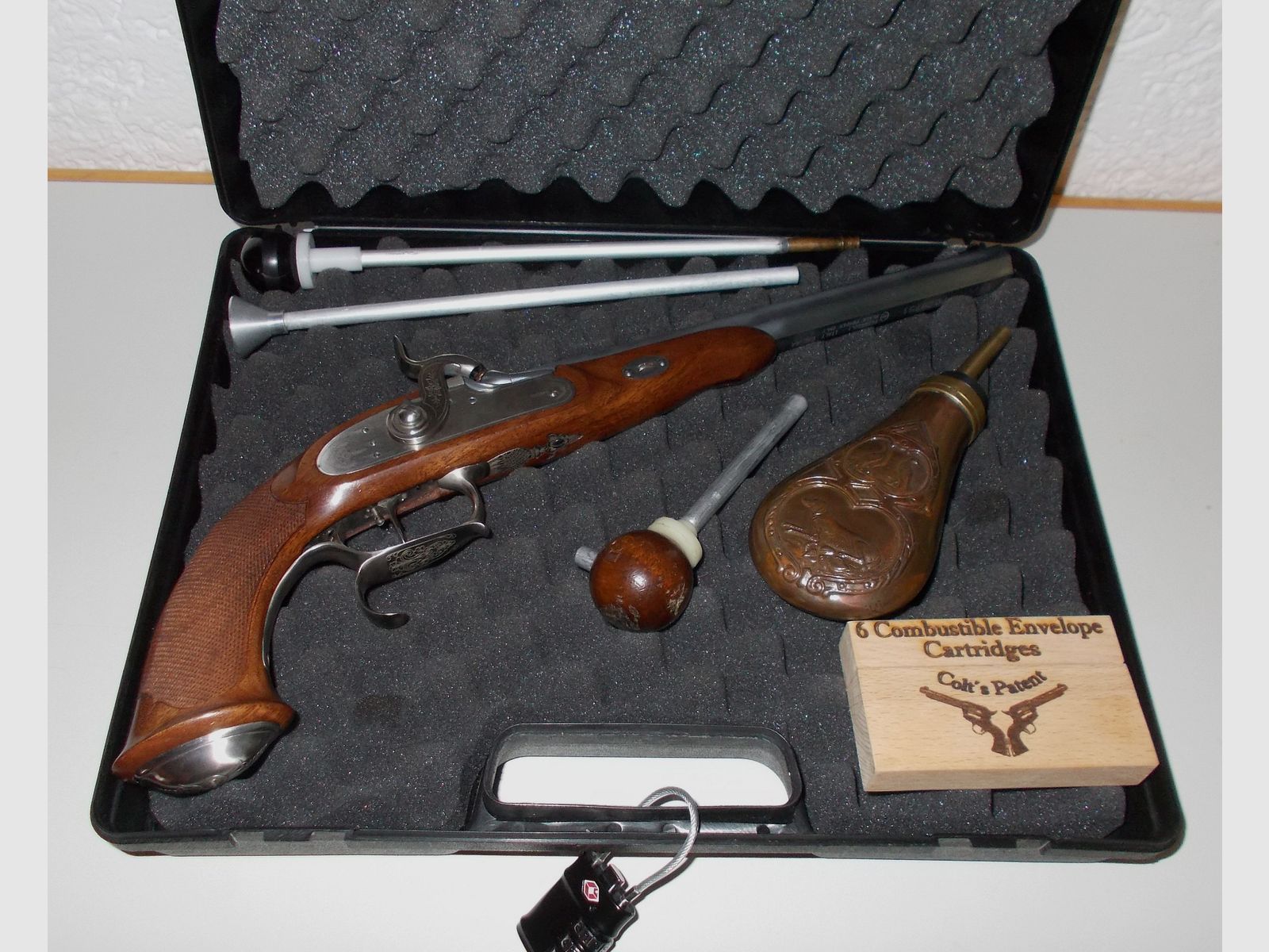 Davide Pedersoli Le Page Perkussion .44 incl Zubehör