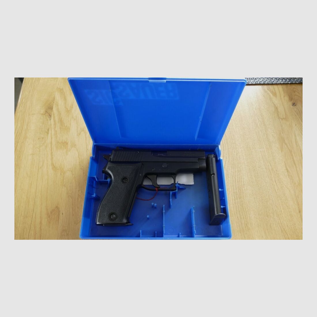 Sig Sauer P225