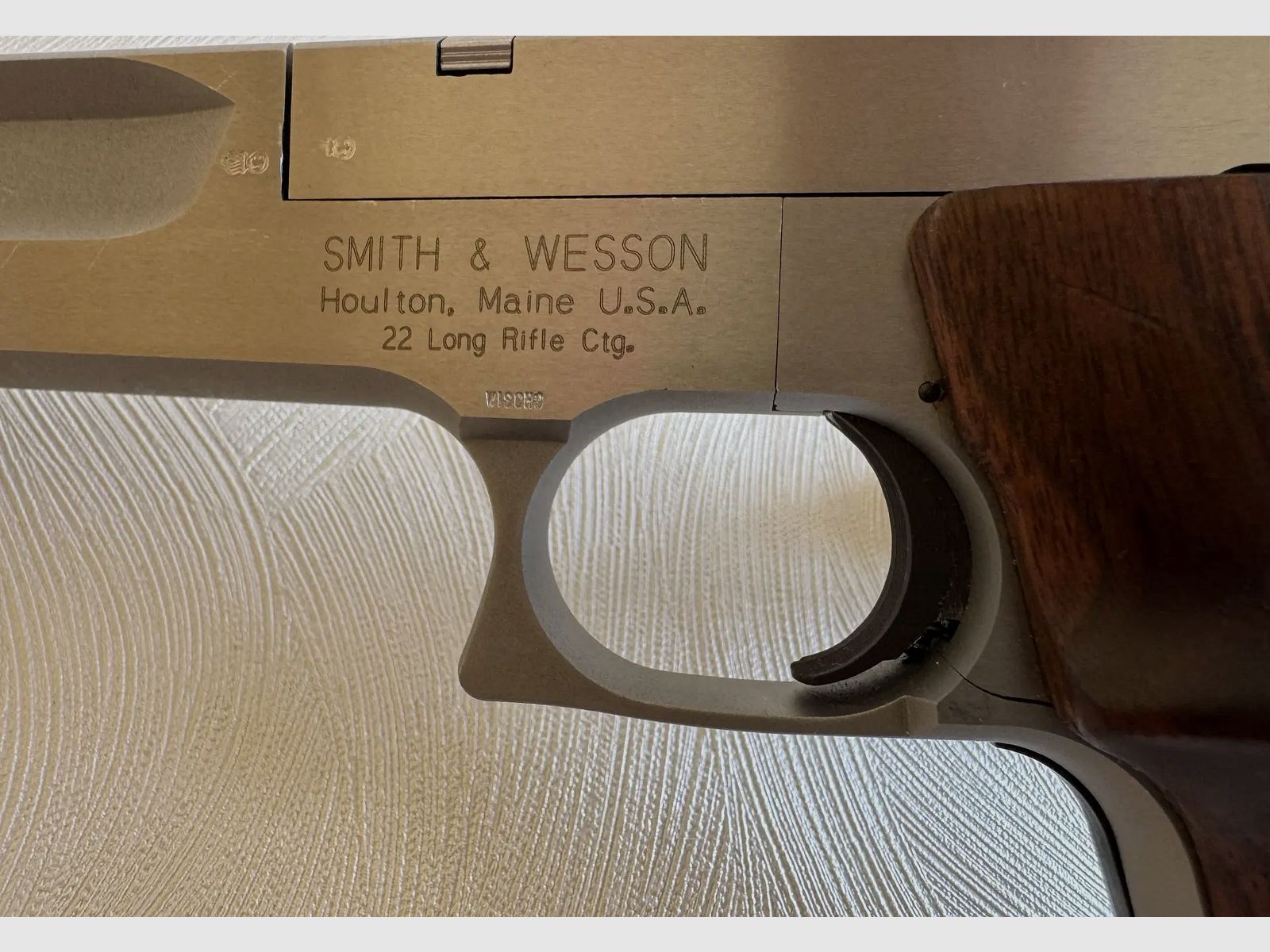 Smith & Wesson Pistole Mod. 2206TGT – Kaliber .22 LR