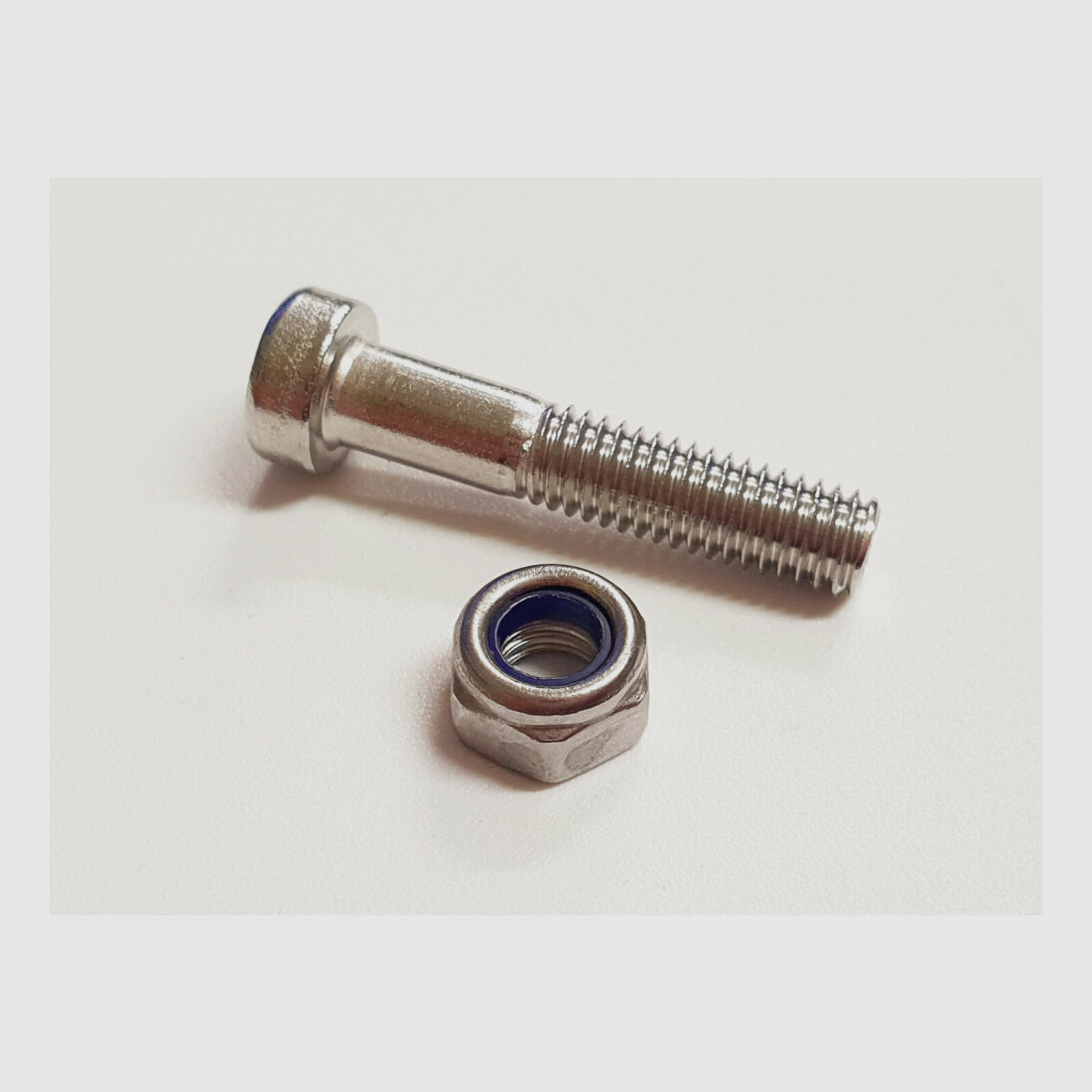 SIG SIG STGW 90 PE90 STURMGEWEHR 1990 1x 670-4670 STOPMUTTER 1x670-4669 ZYLINDERSCHRAUBE GRIFF