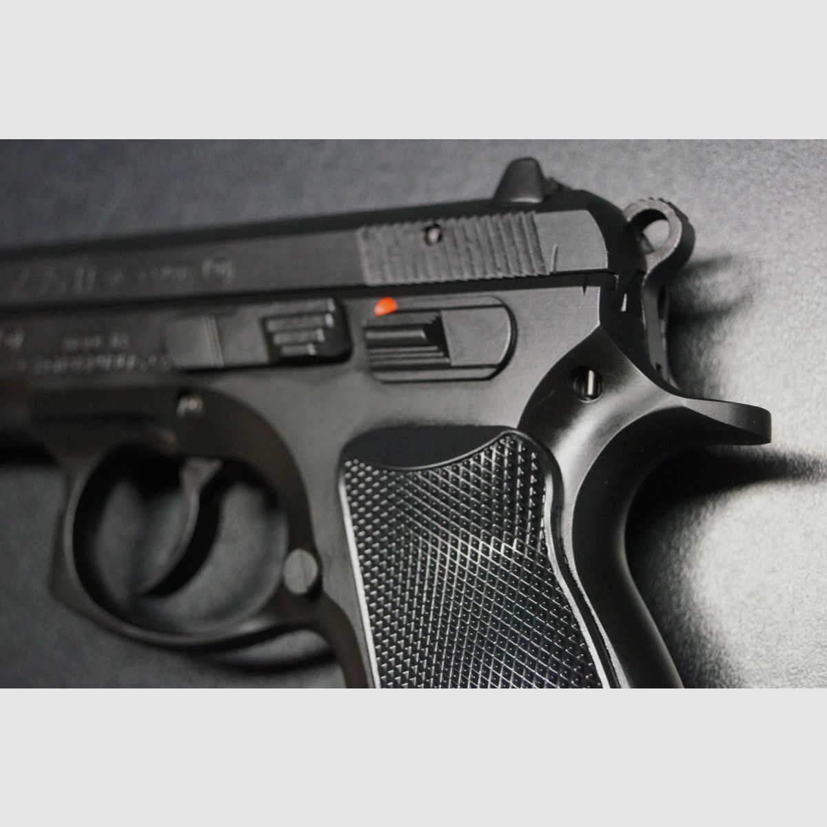 CZ 75 B, Bild 5 von 6