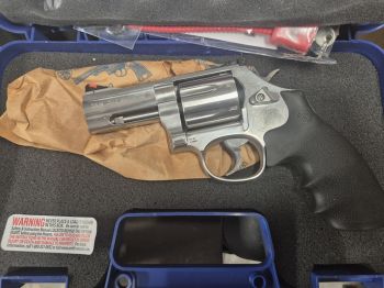 Revólver S&W Mod. 686 Plus 3" .357 Mag. 7 Rd