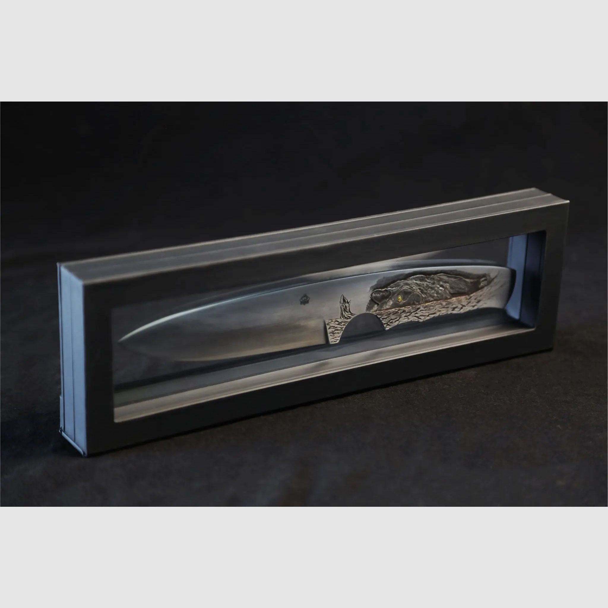 Jahresmesser 2024, Handgraviert & Goldeinlage