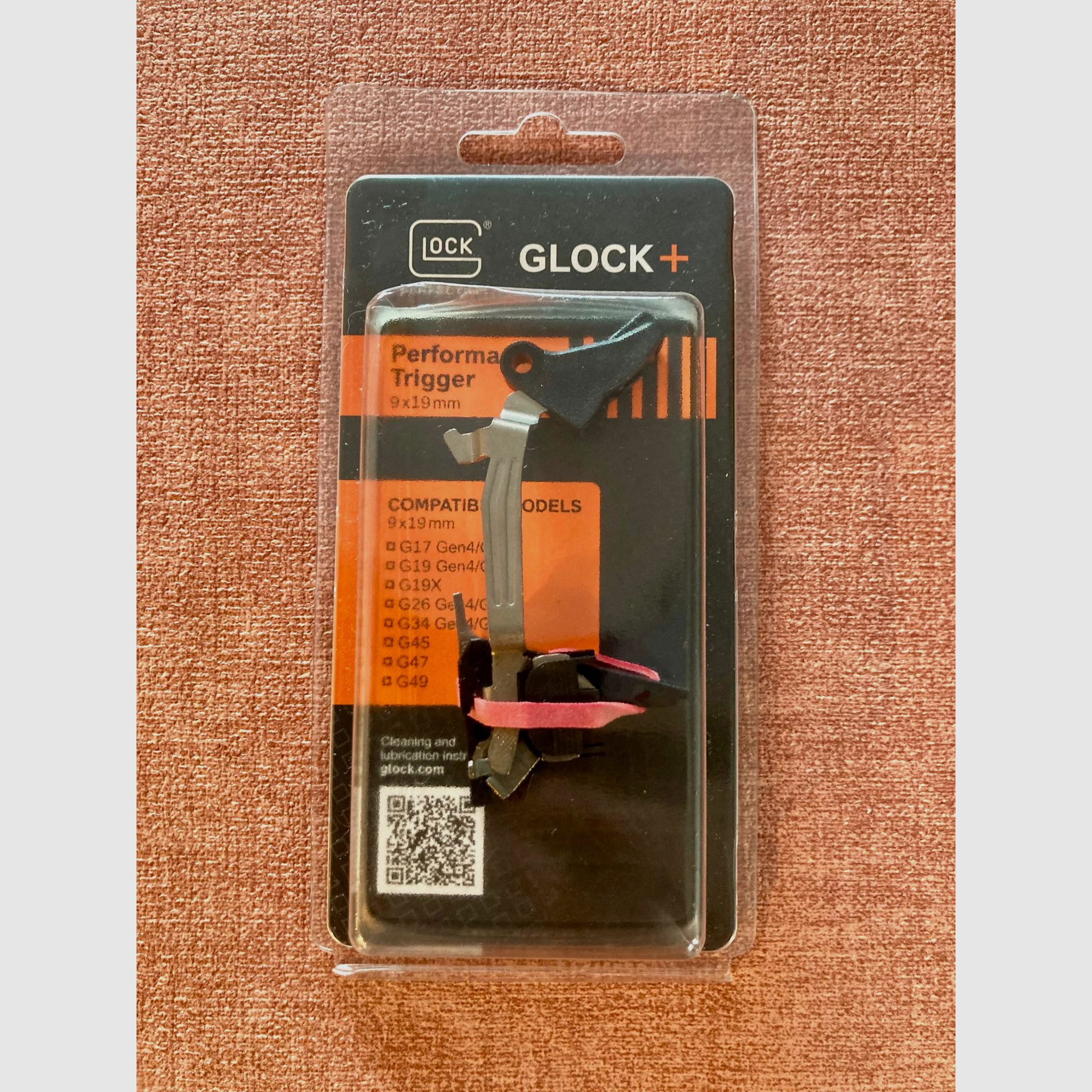 Glock 17 Gen 4 con Performance Trigger y 8 magazines