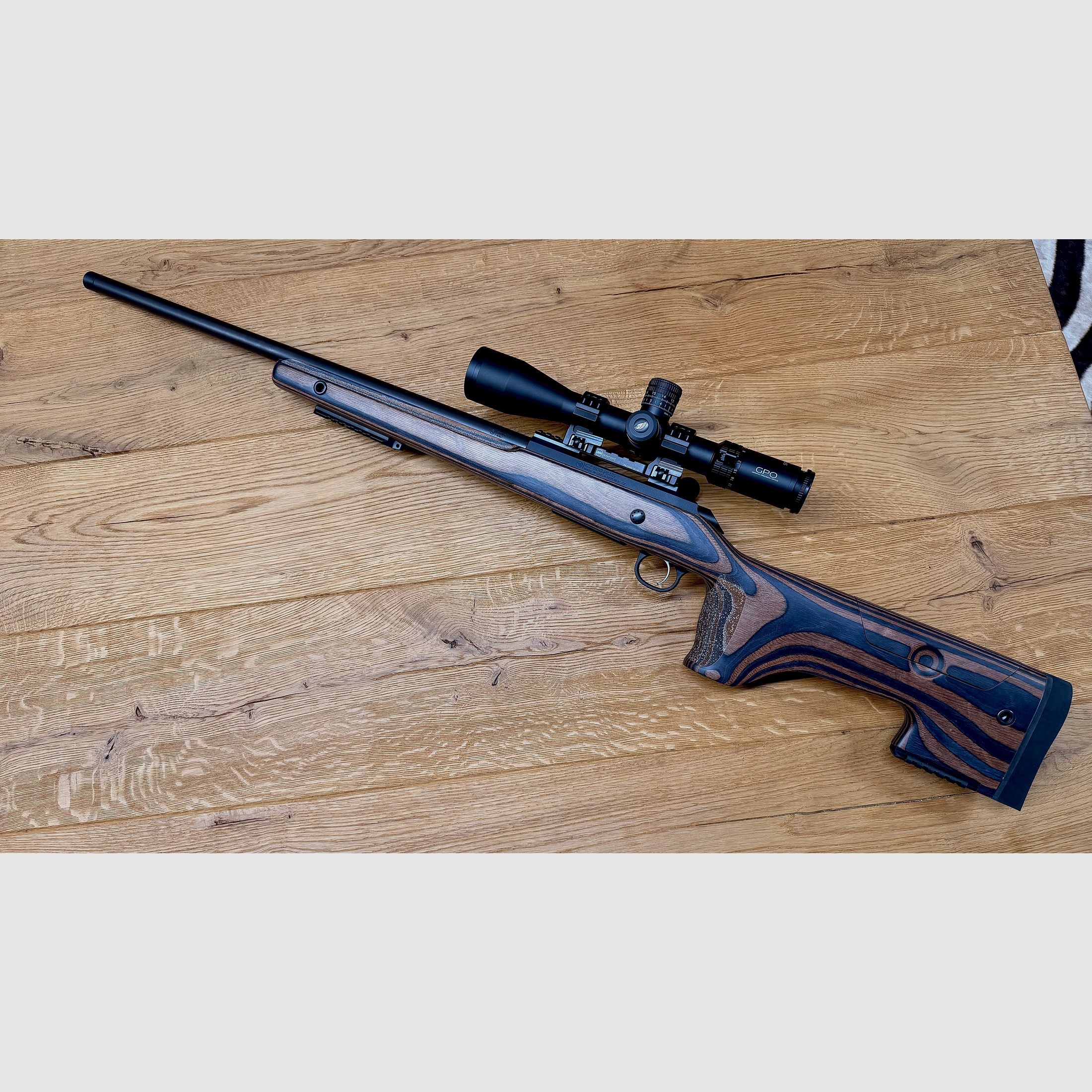 CZ 600+ Range / .308Win / inkl. GPO Spectra 6x 4,5-27x50i & MAK Blockmontage mit Vertikalhebel & Gunwerks Elevate Bipod