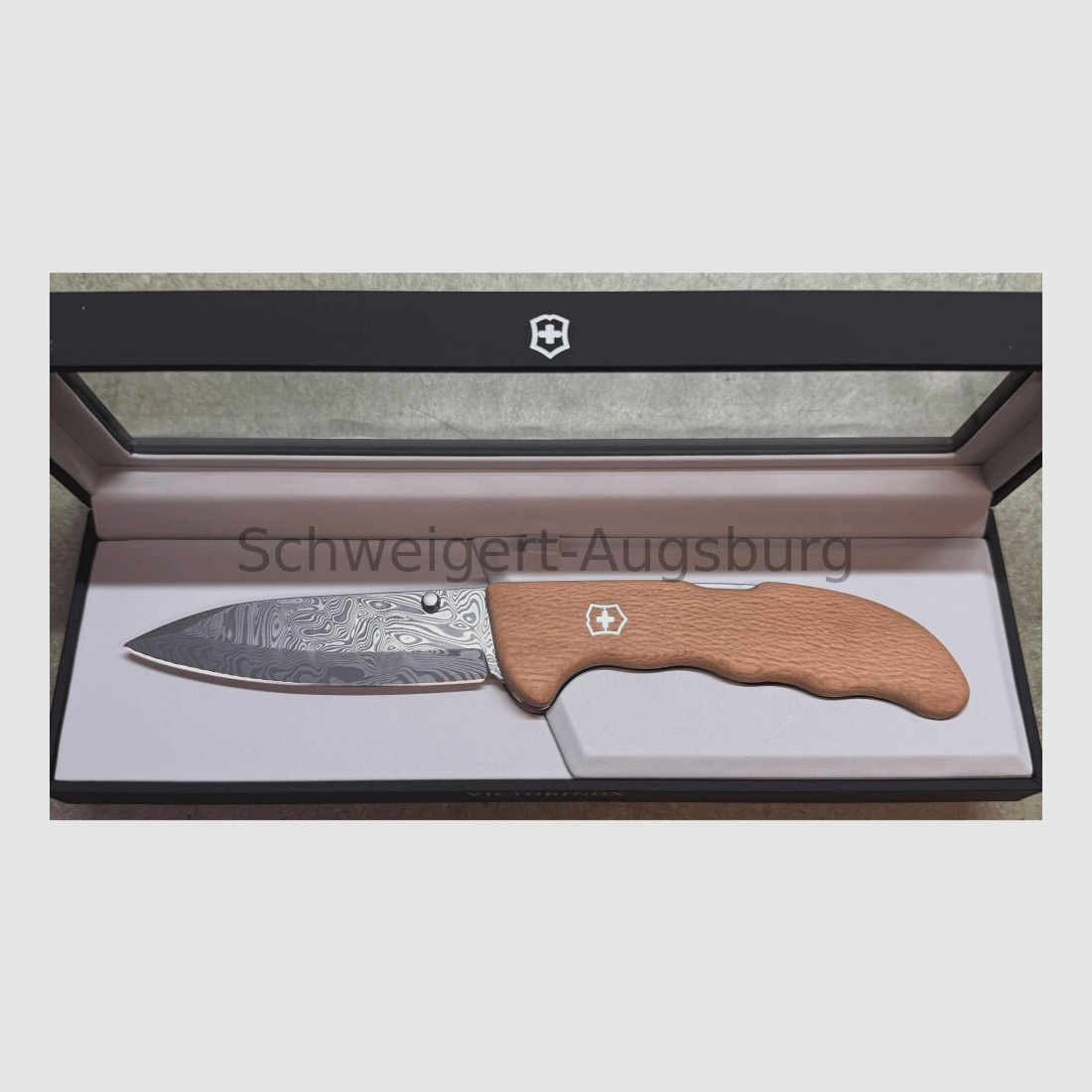 Victorinox Damst Cuchillo Anual 2026 EVOKE WOOD DAMAST LIMITED EDITION 2026