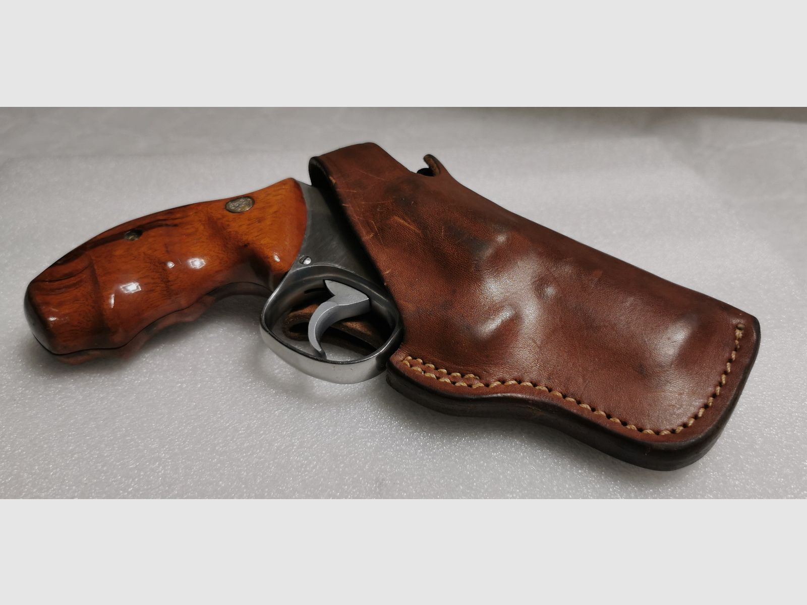 Revólver Smith & Wesson Modelo 686, Cal. 357 Magnum, 2,5 pulgadas, modelo especial