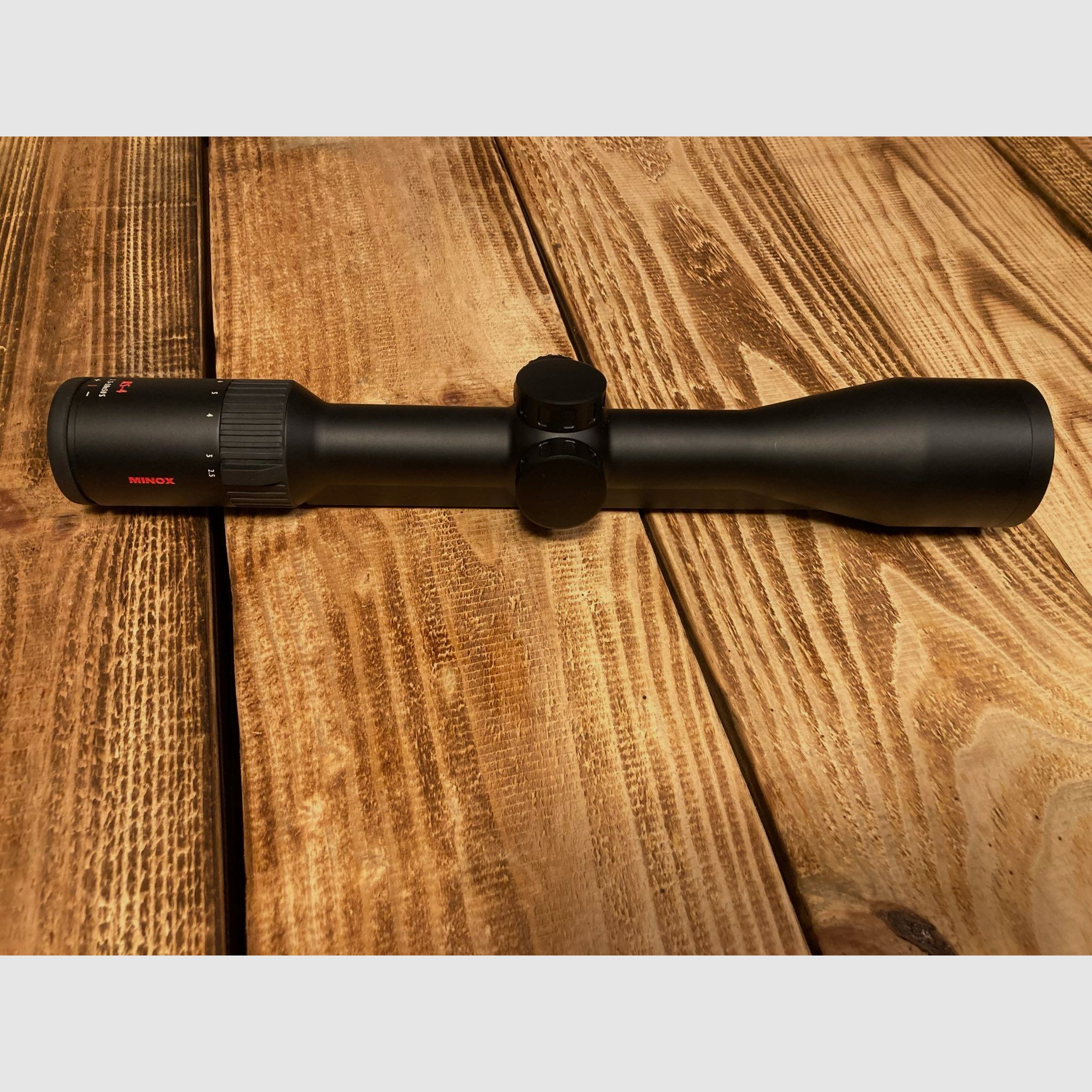 Minox RS-4 2.5-10x50 Zielfernrohr Schiene 50 Neuwertig Zeiss-Schiene ZM/VM Leuchtpunkt Abs. 4