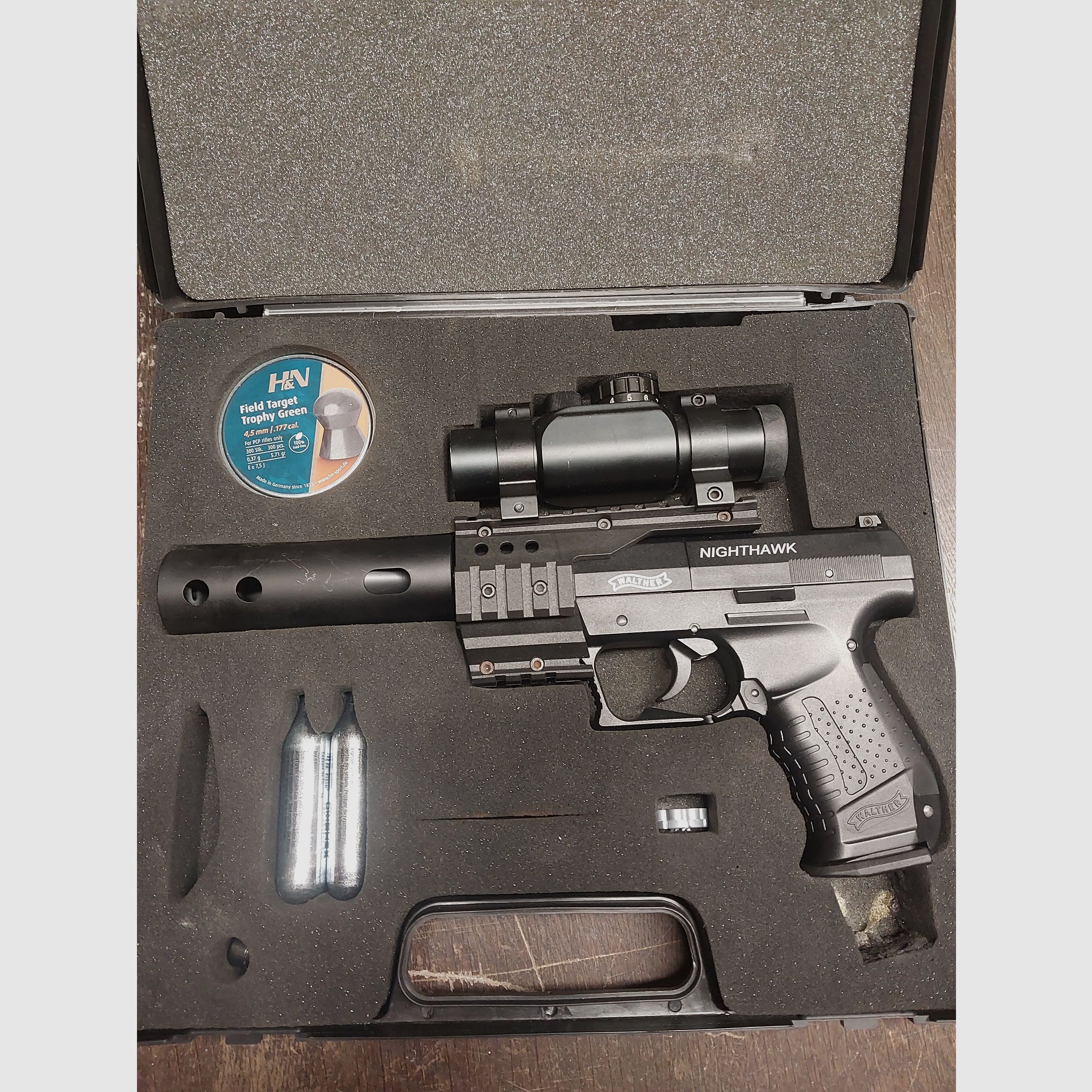 Walther Nighthawk co2