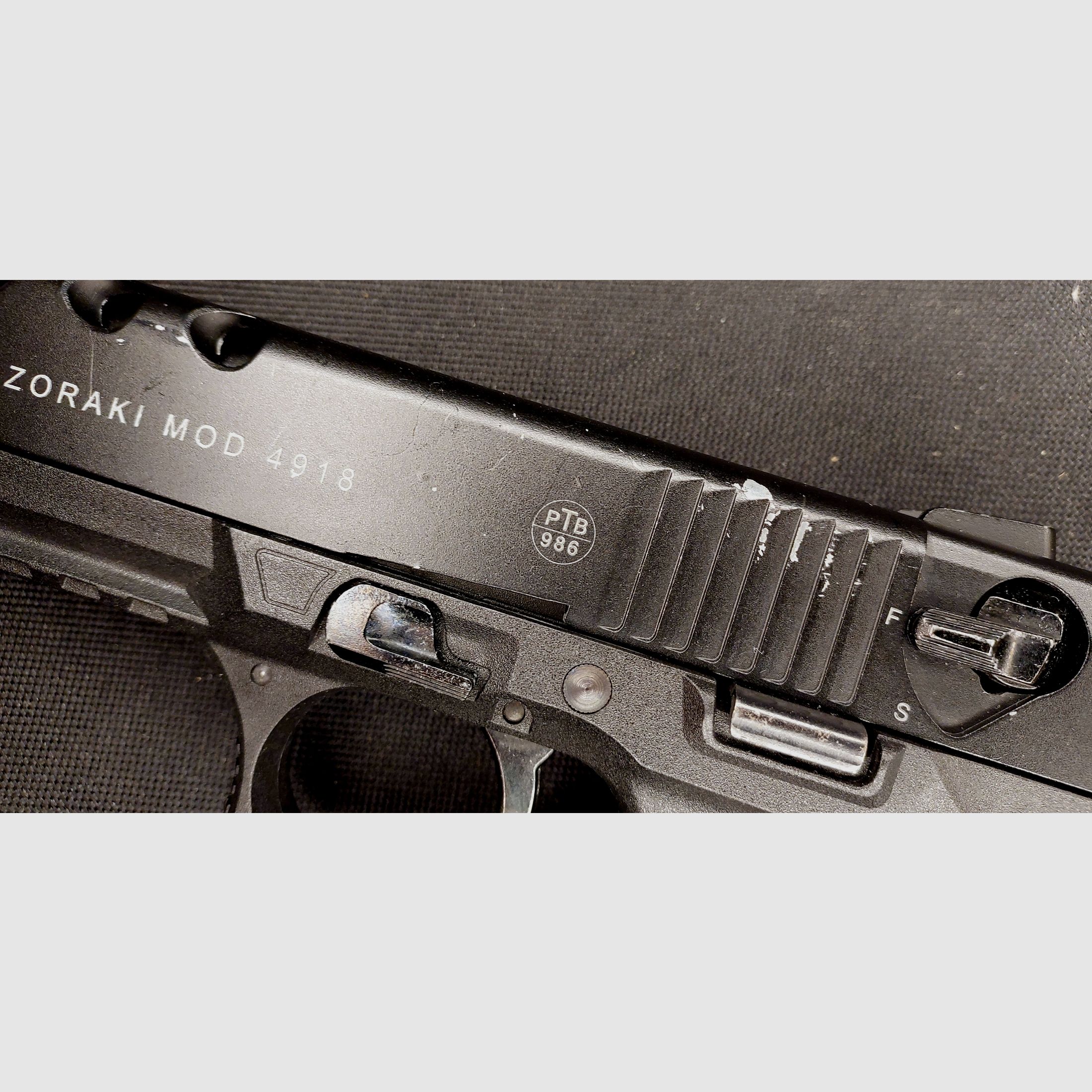 Zoraki 4918 9mm P.A.K. (alte PTB 986)