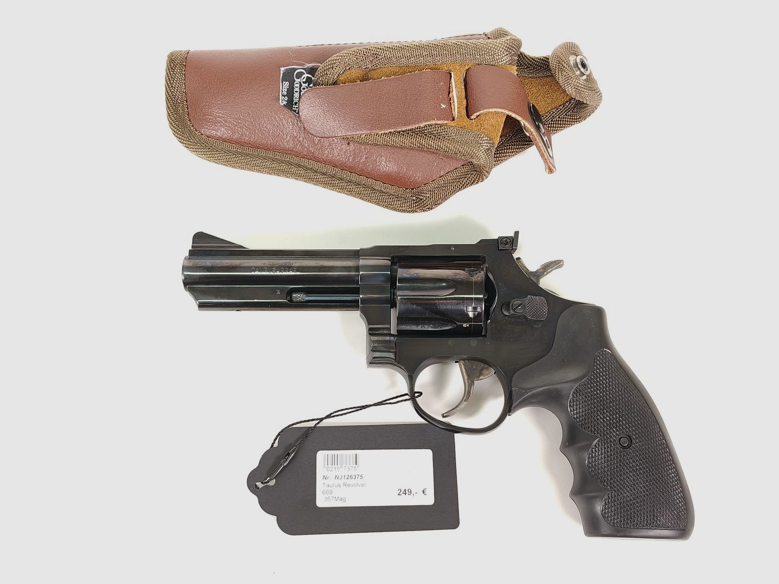 Taurus Mod. 669 .357 Magnum – jak nowy z kaburą
