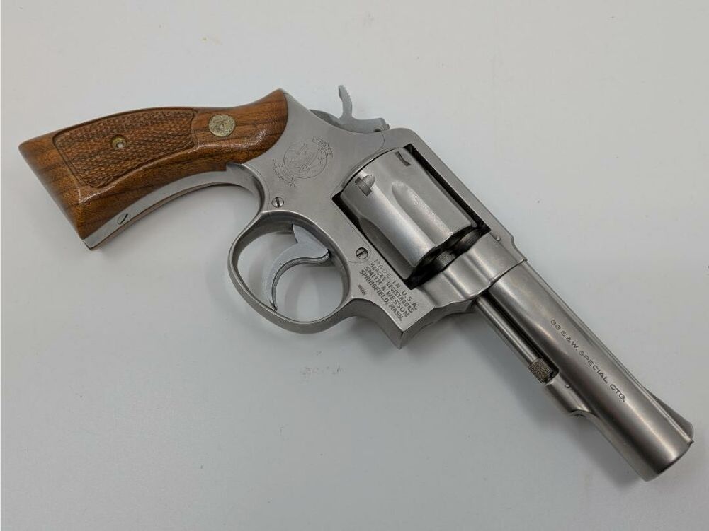 S&W 64-1