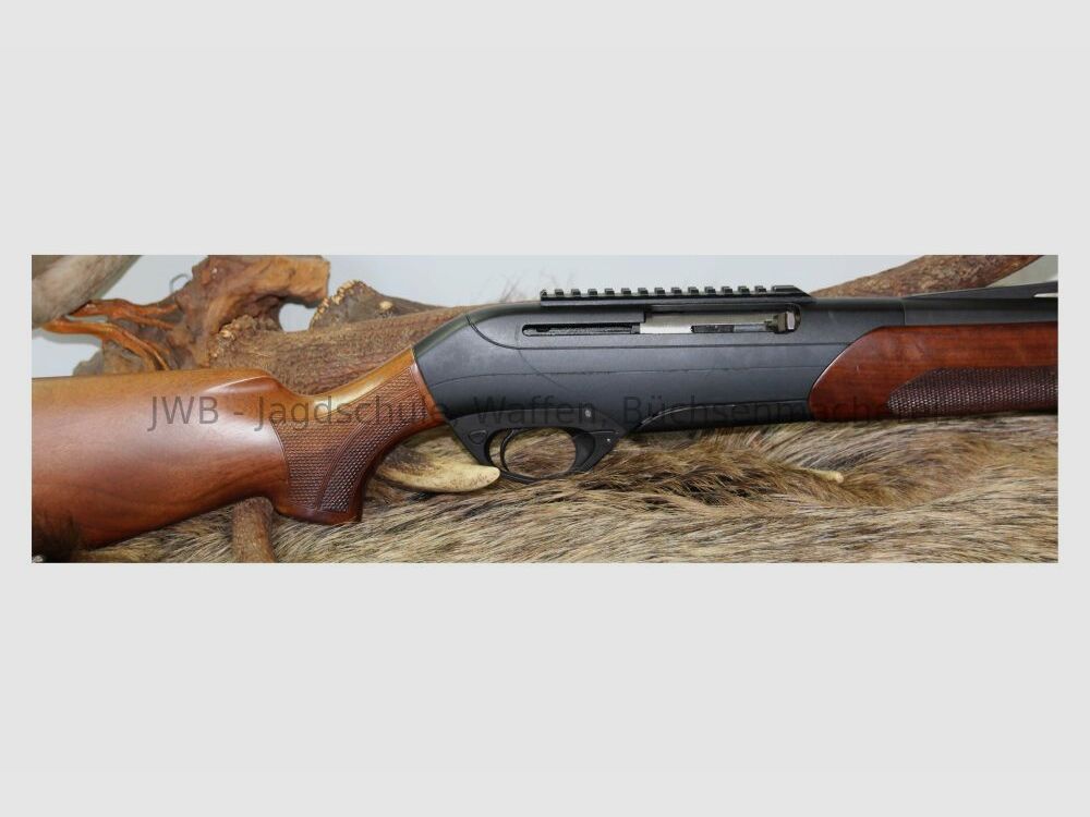 Merkel SR1 semi-automatic rifle 9.3x62