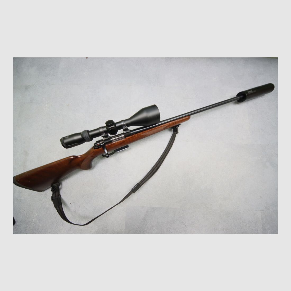 CZ 527 CZ 527 Varmint mit Schalldämfer und ZF