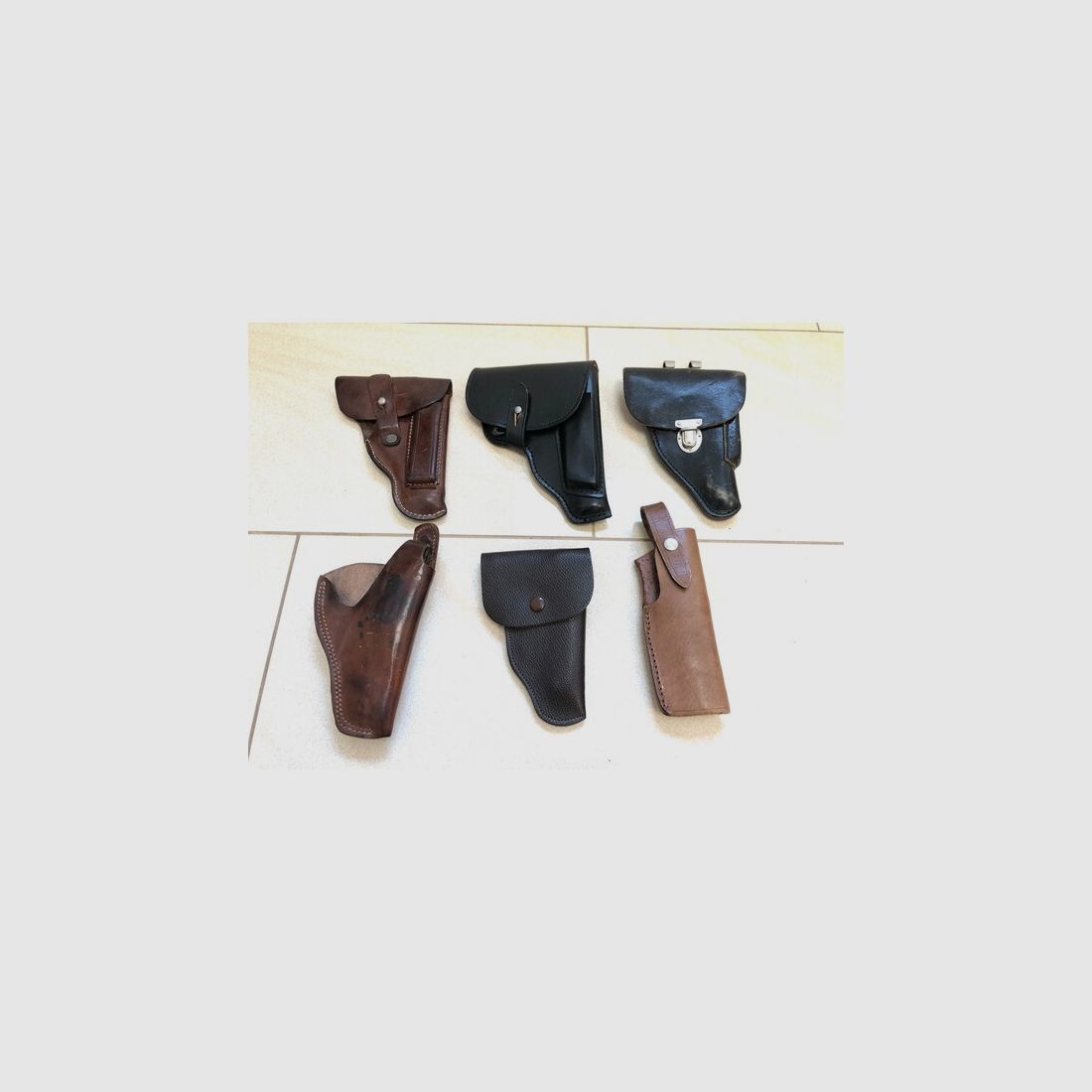 ••• Konvolut Lederholster 6 Stück - Pistole & Revolver •••