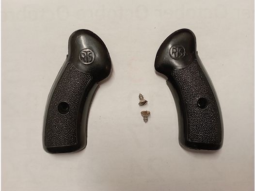 Griffschalen für Startrevolver Mod. RT5 Kal. 6 mm Flob.