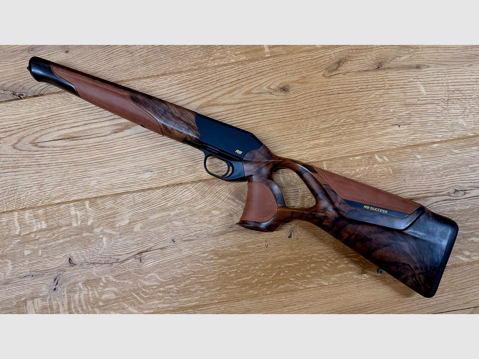 Blaser R8 Success Stocking / Wood Grade 7 / Chesterfield Leather / BREATHTAKINGLY BEAUTIFUL